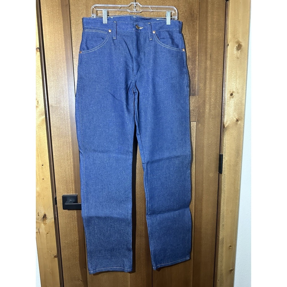 Wrangler Mens 30x33 Dark Wash Straight Leg Jeans NWOT Classic Cowboy Western